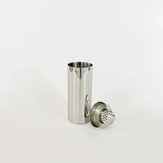 Modern Cocktail Shaker - KM Home